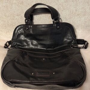 Vintage Nine West Rich Black Leather Purse in awesome condition.